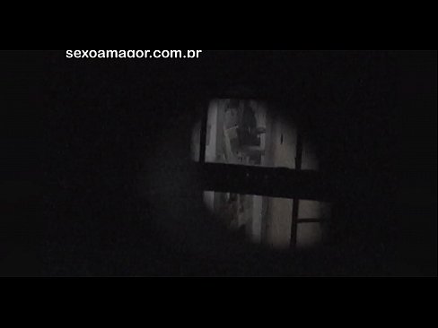 ❤️ Блондинку тайно снимает на видео соседский вуайерист, спрятанный за полыми кирпичами ❤ Порно вк на сайте assistirhentai.ru ️❤